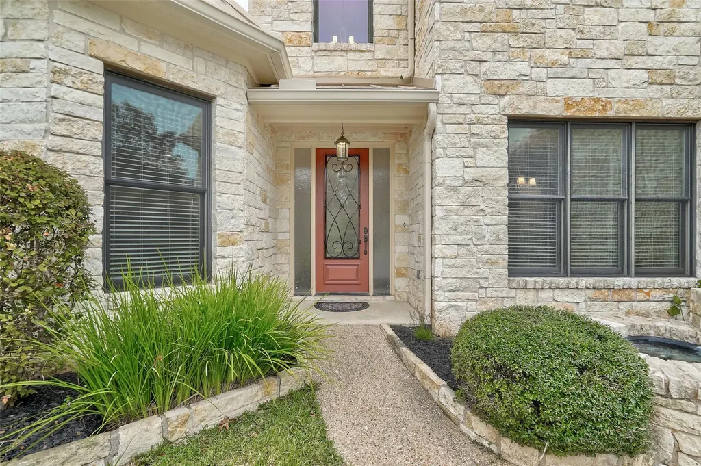 101 Mallet Court Austin TX 78737