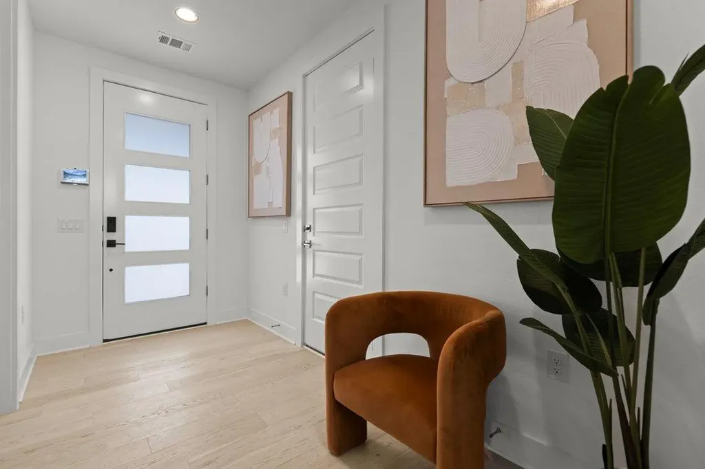 4903 Stella Link Path Austin TX 78741