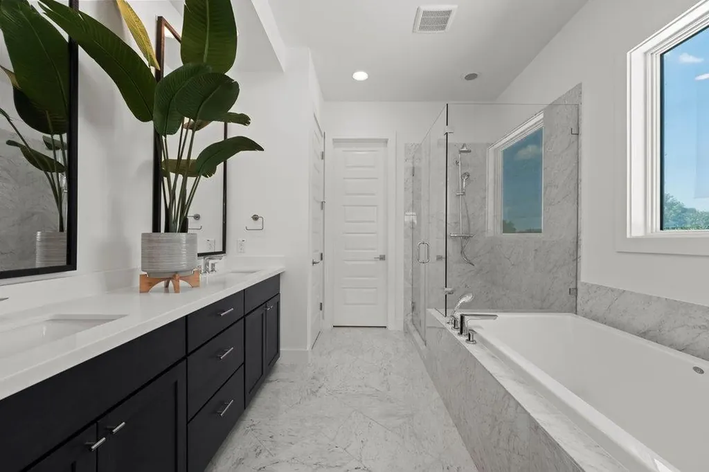 4903 Stella Link Path Austin TX 78741