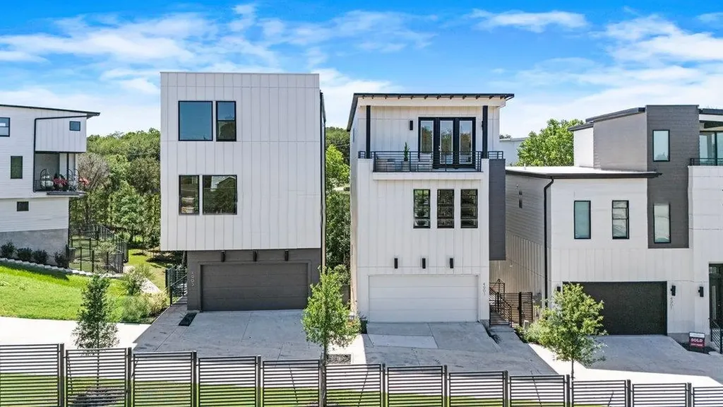 4903 Stella Link Path Austin TX 78741
