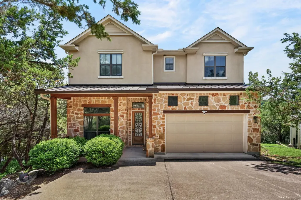 2801 Manitou Drive Austin TX 78734