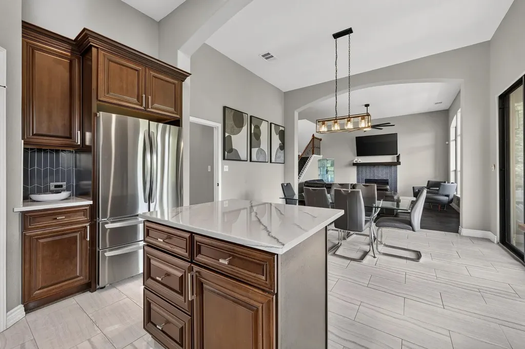 2801 Manitou Drive Austin TX 78734