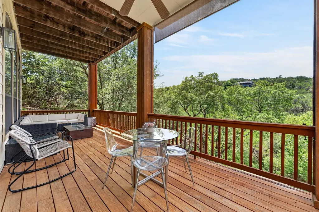 2801 Manitou Drive Austin TX 78734