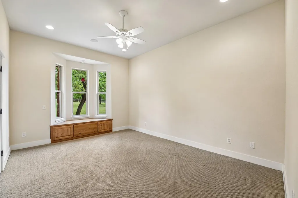 290 Miss Donna Lane Dripping Springs TX 78620
