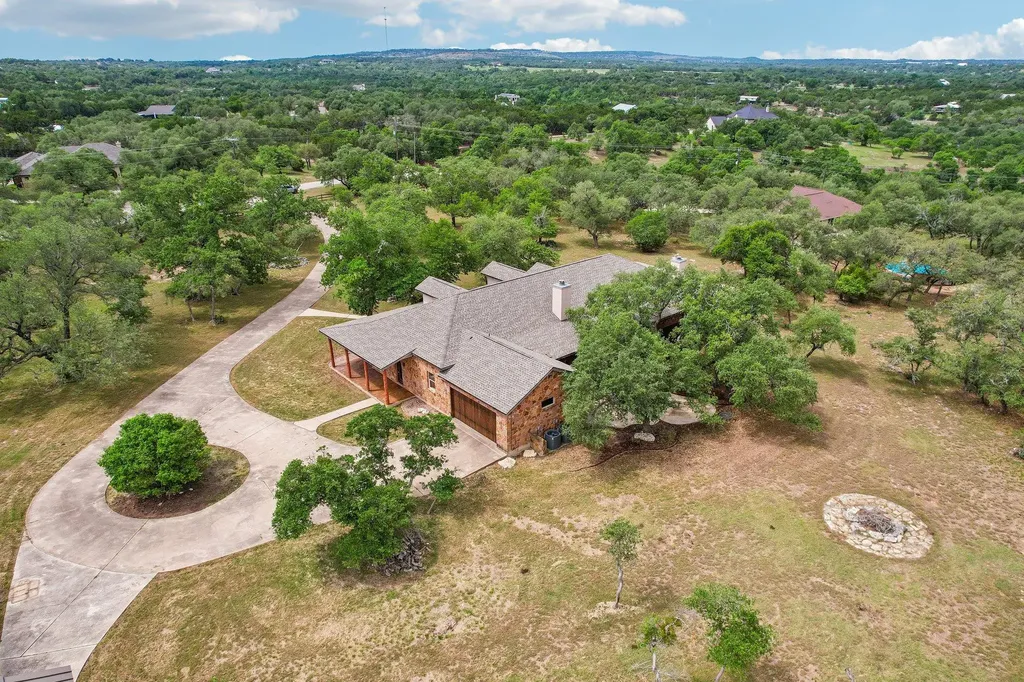 290 Miss Donna Lane Dripping Springs TX 78620