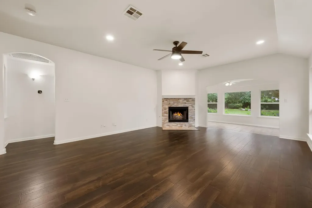 8113 Campeche Bay Place Round Rock TX 78681