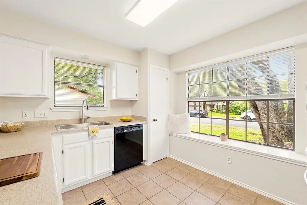 7003 Tesoro Trail Austin TX 78729
