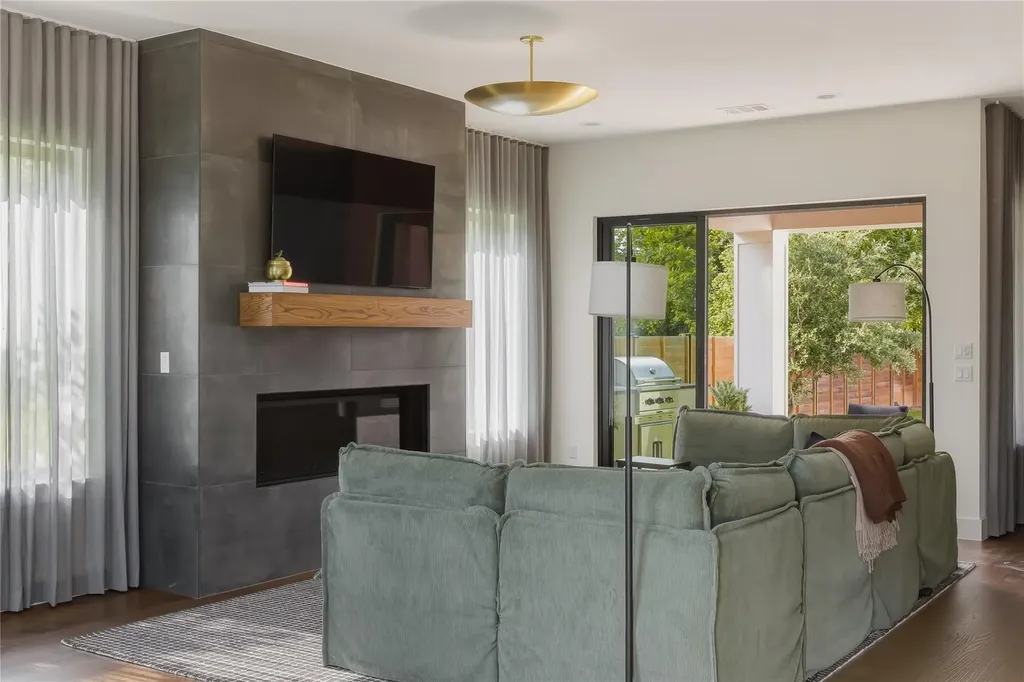 705 W 10th Street Georgetown TX 78626