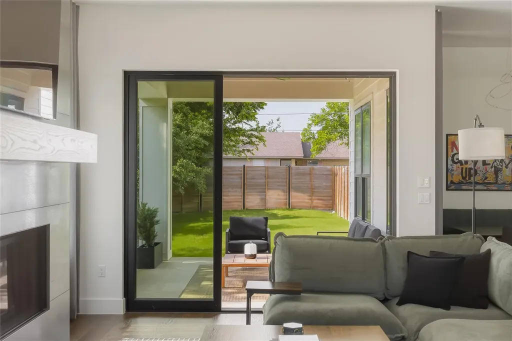 705 W 10th Street Georgetown TX 78626