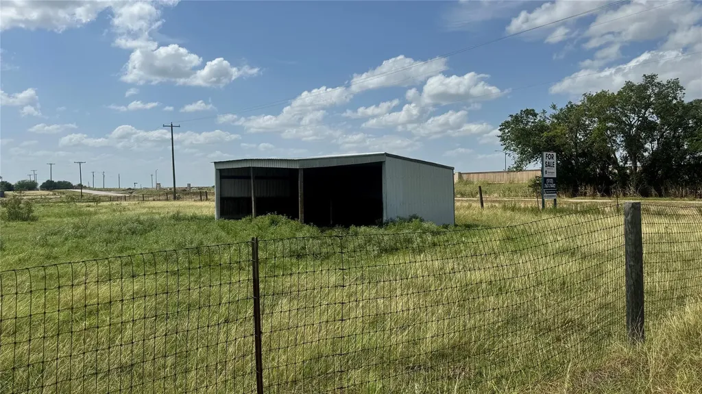18007 Fm 1100 Elgin TX 78621