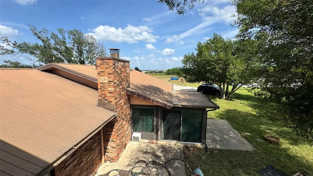 18007 Fm 1100 Elgin TX 78621