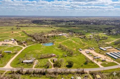 430 N Fm 487 Rockdale TX 76567
