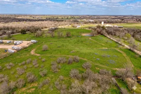 430 N Fm 487 Rockdale TX 76567
