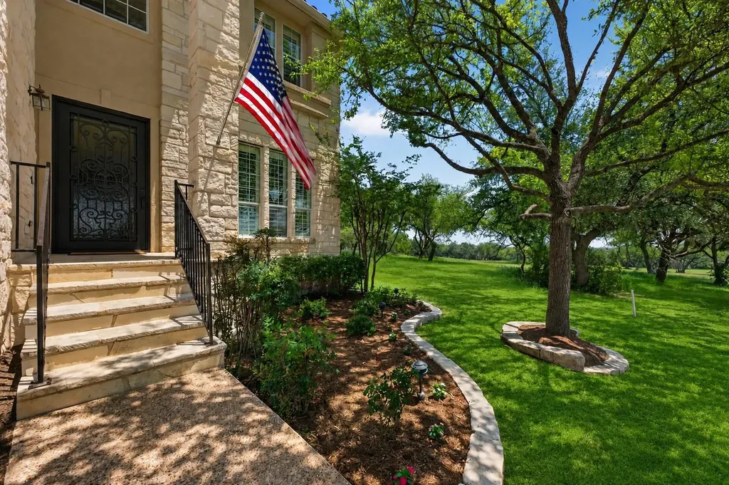 14608 Spillman Ranch Loop Austin TX 78738