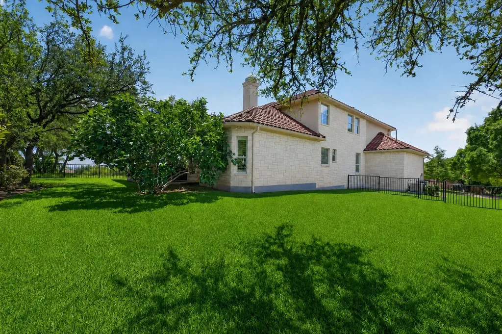 14608 Spillman Ranch Loop Austin TX 78738