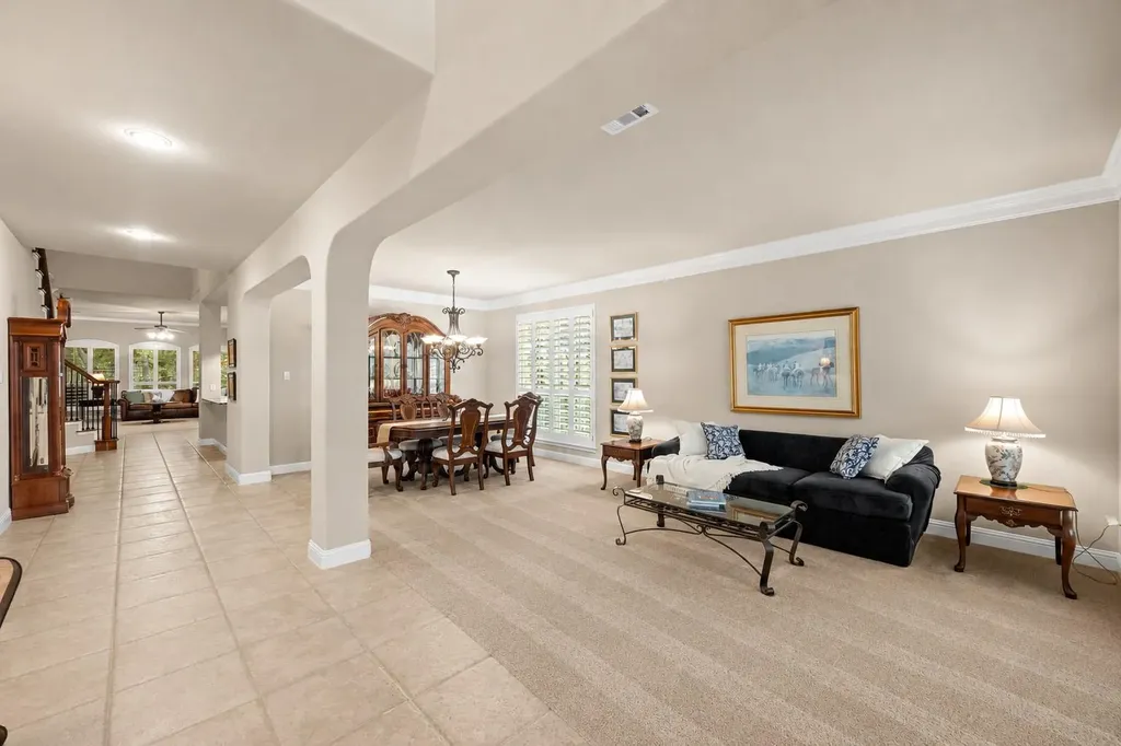 14608 Spillman Ranch Loop Austin TX 78738