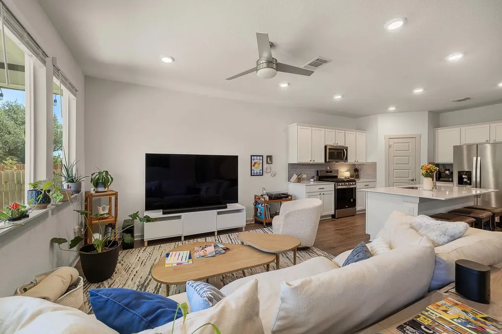 2104 Sisterdale Lane Austin TX 78754