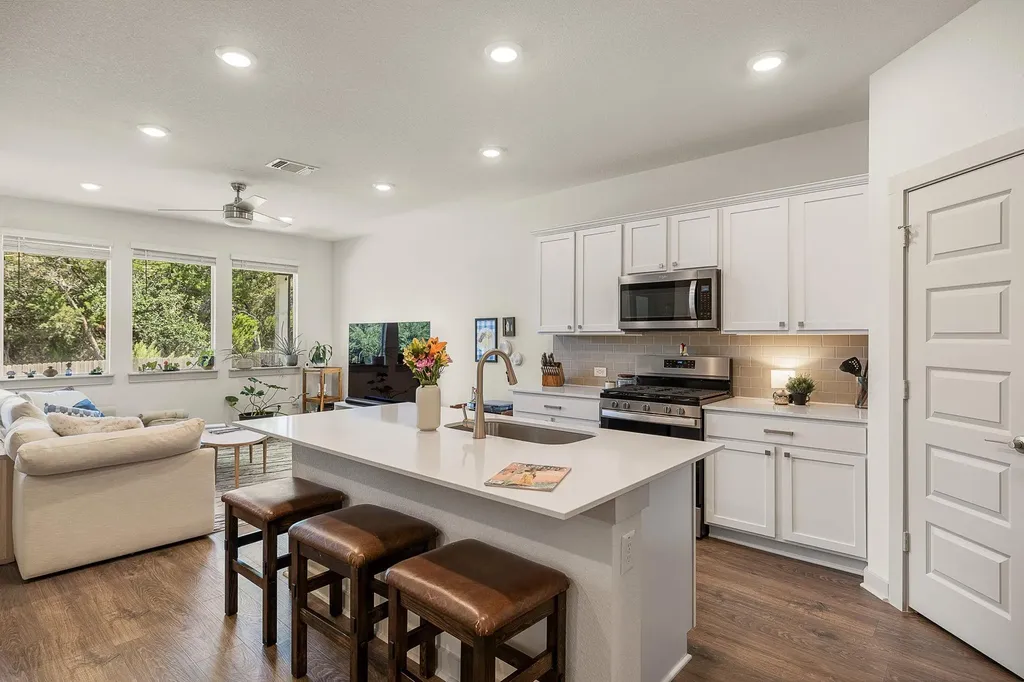2104 Sisterdale Lane Austin TX 78754