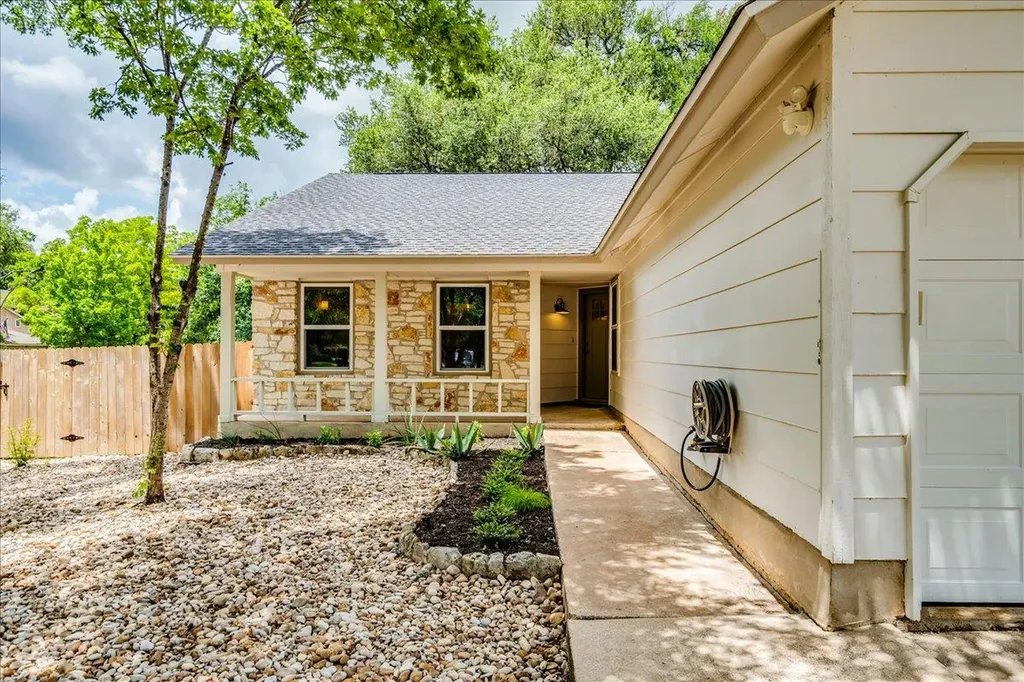 13000 Meadowheath Cove Austin TX 78729