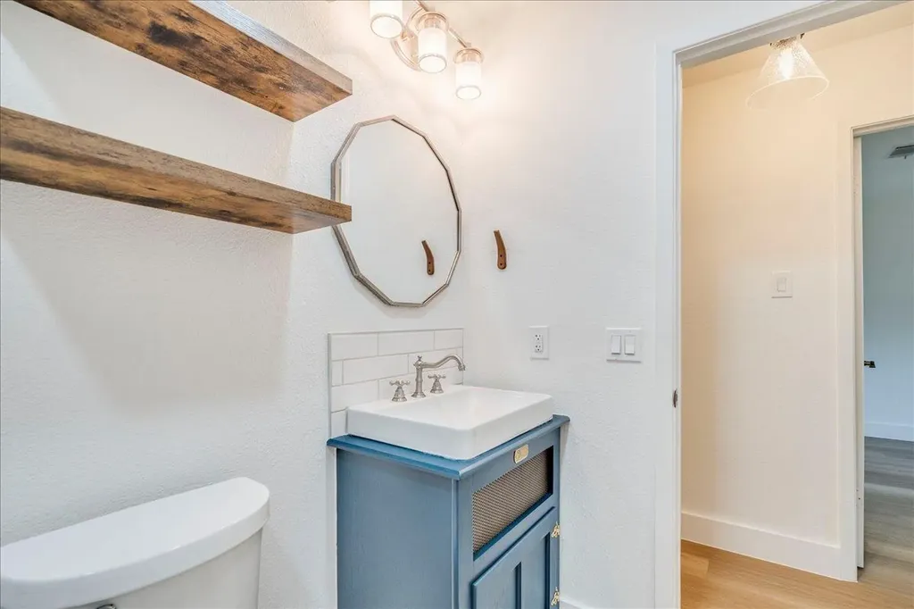 13000 Meadowheath Cove Austin TX 78729