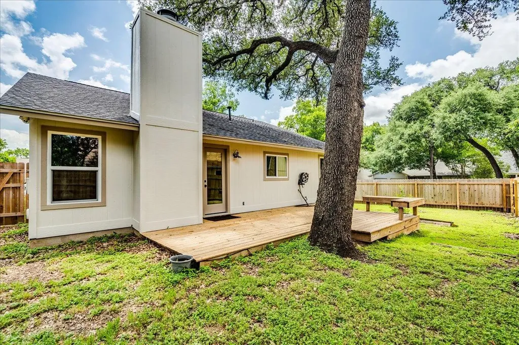 13000 Meadowheath Cove Austin TX 78729
