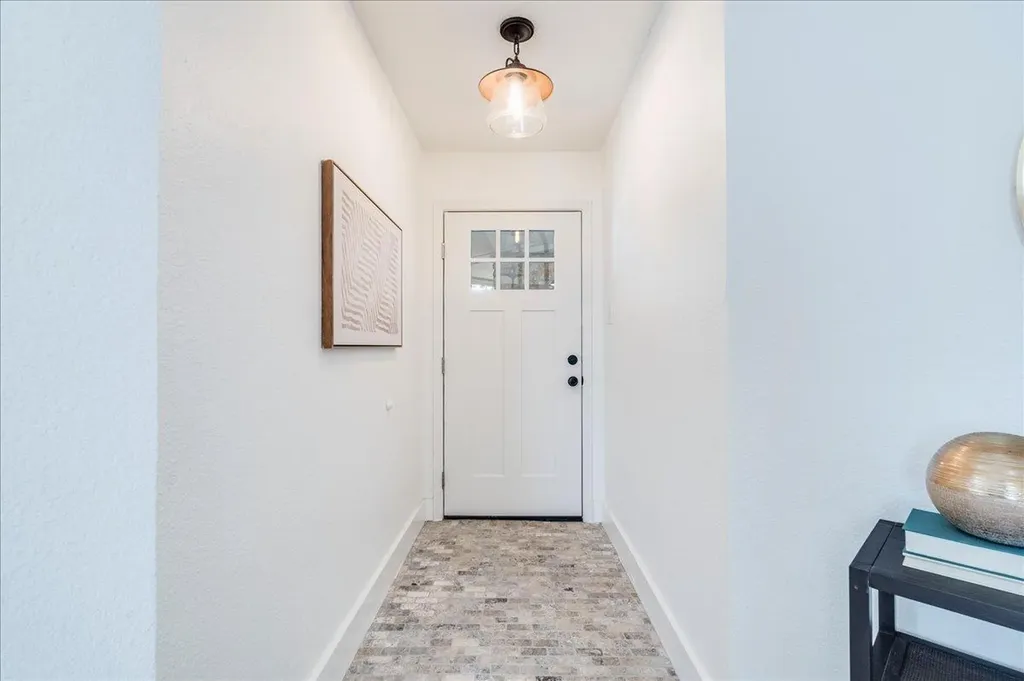 13000 Meadowheath Cove Austin TX 78729