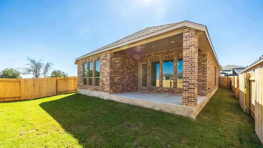 126 Bauer Loop Liberty Hill TX 78642