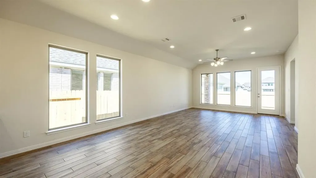 126 Bauer Loop Liberty Hill TX 78642