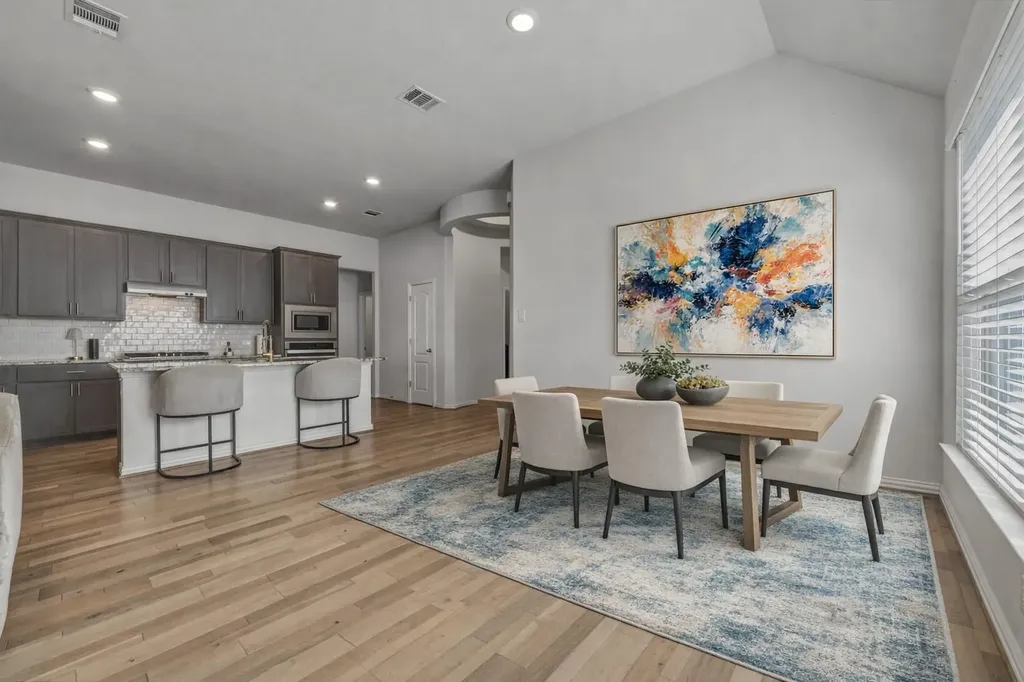 918 Leadtree Loop Buda TX 78610