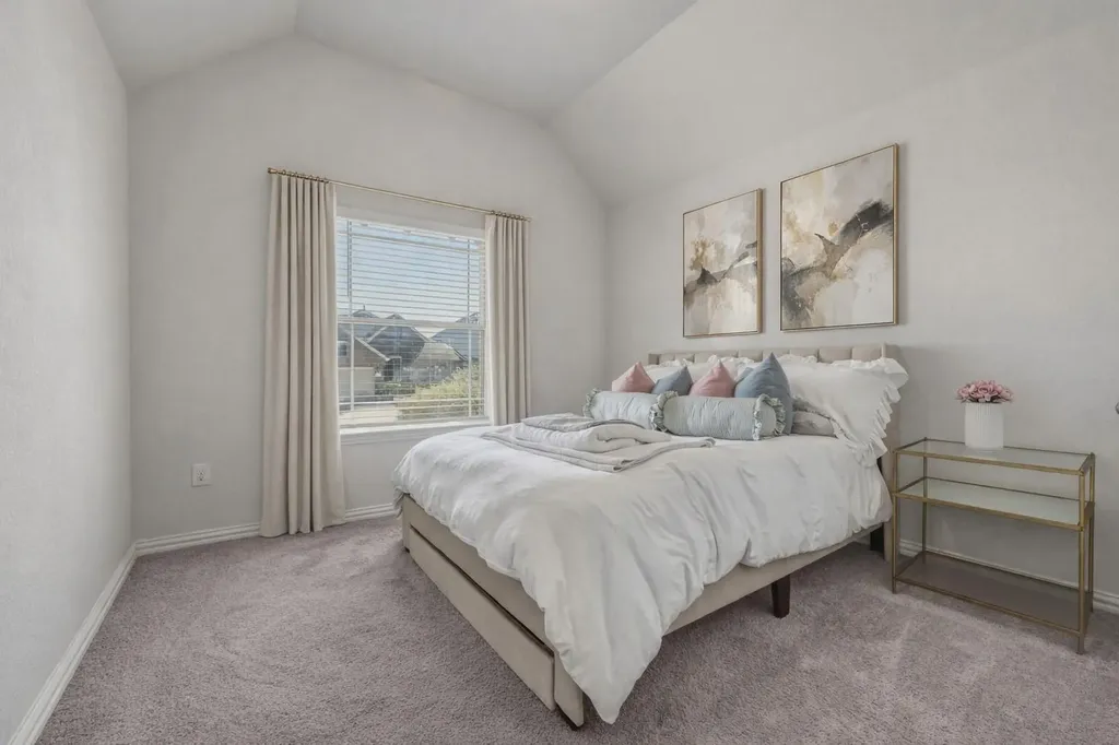 918 Leadtree Loop Buda TX 78610