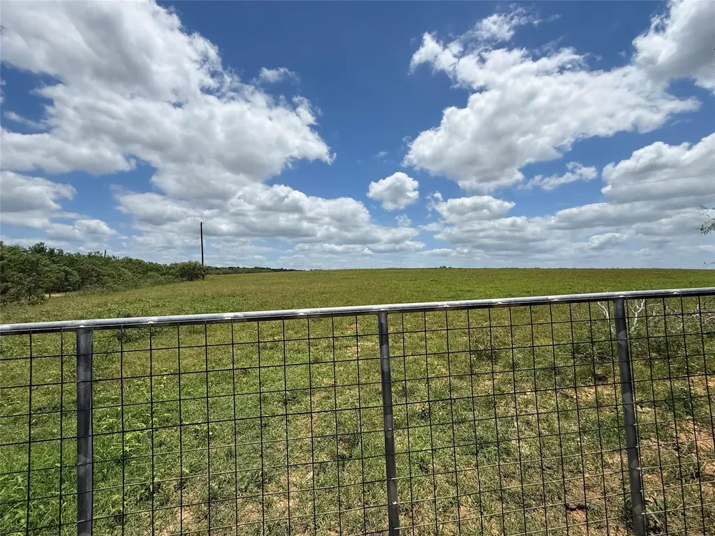 Tbd Pettytown Road Red Rock TX 78662