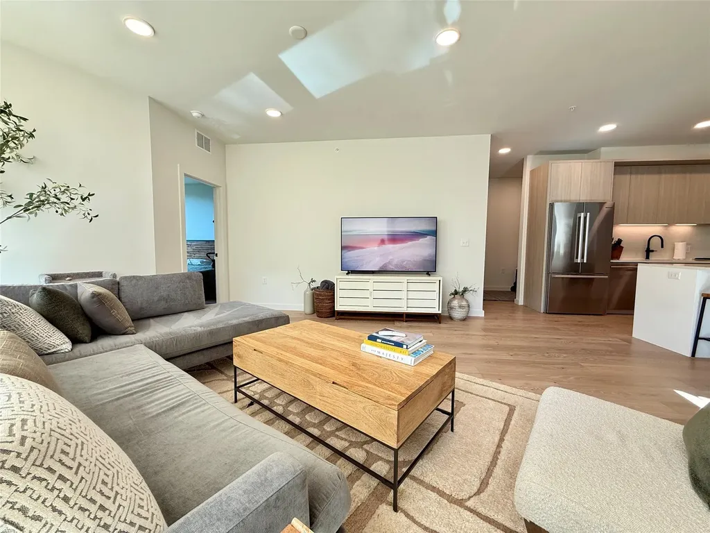 2209 S 1st Street Austin TX 78704