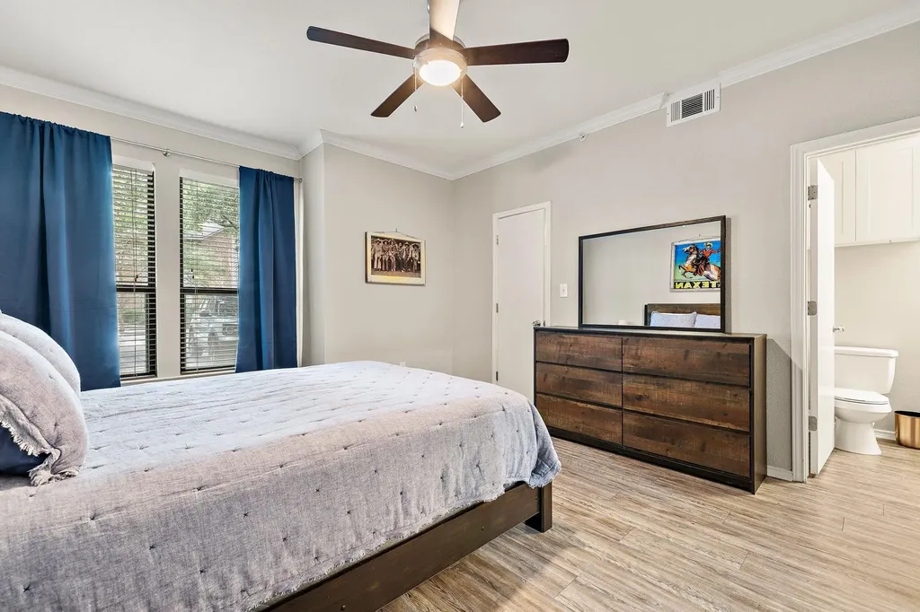 3839 Dry Creek Drive Austin TX 78731