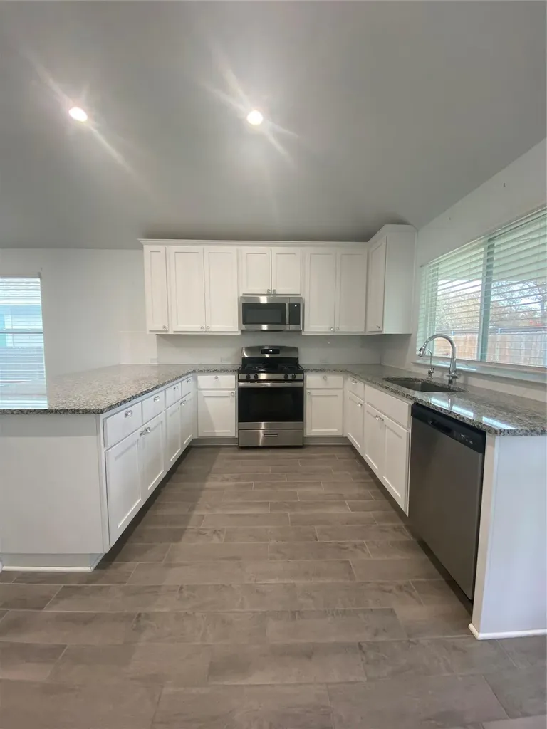 128 Riverhill Drive Georgetown TX 78628