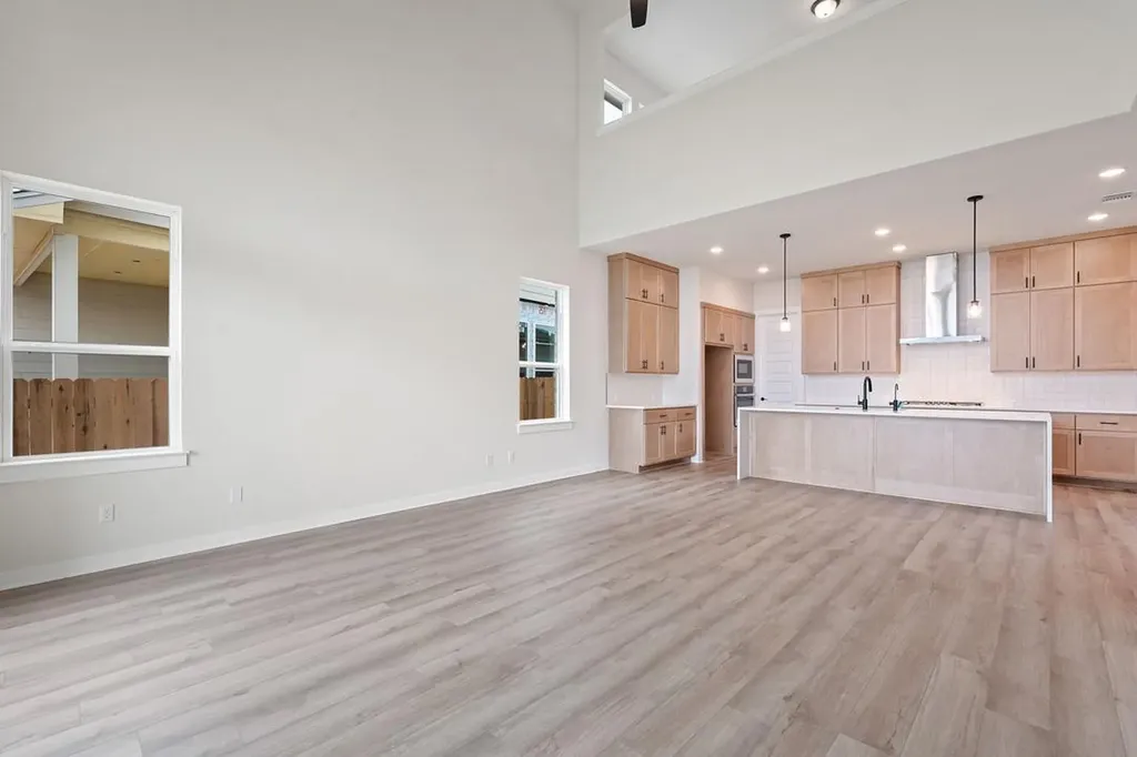 531 Darley Oak Drive Dripping Springs TX 78620
