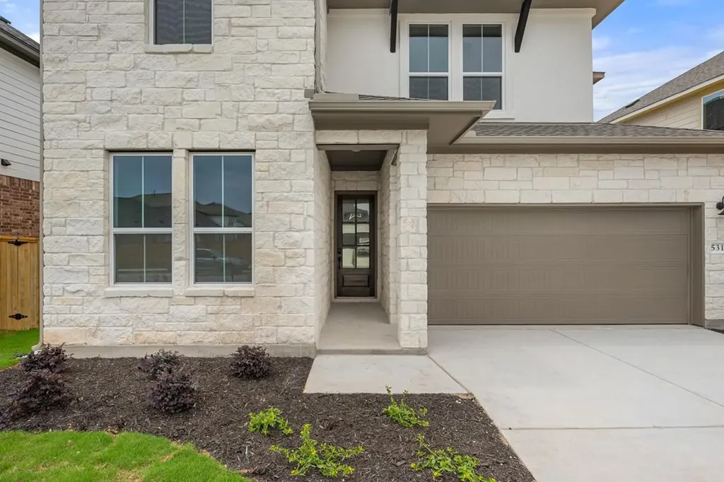 531 Darley Oak Drive Dripping Springs TX 78620