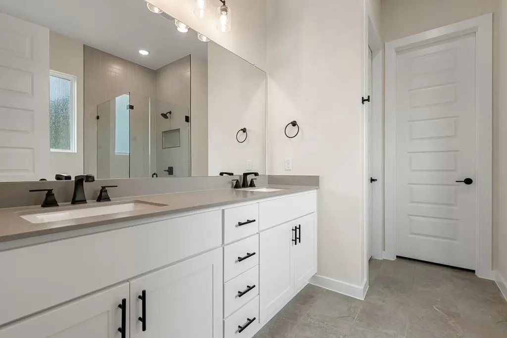 531 Darley Oak Drive Dripping Springs TX 78620