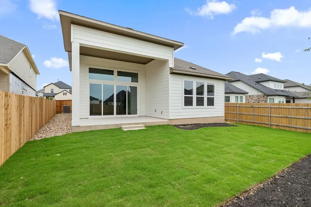 531 Darley Oak Drive Dripping Springs TX 78620