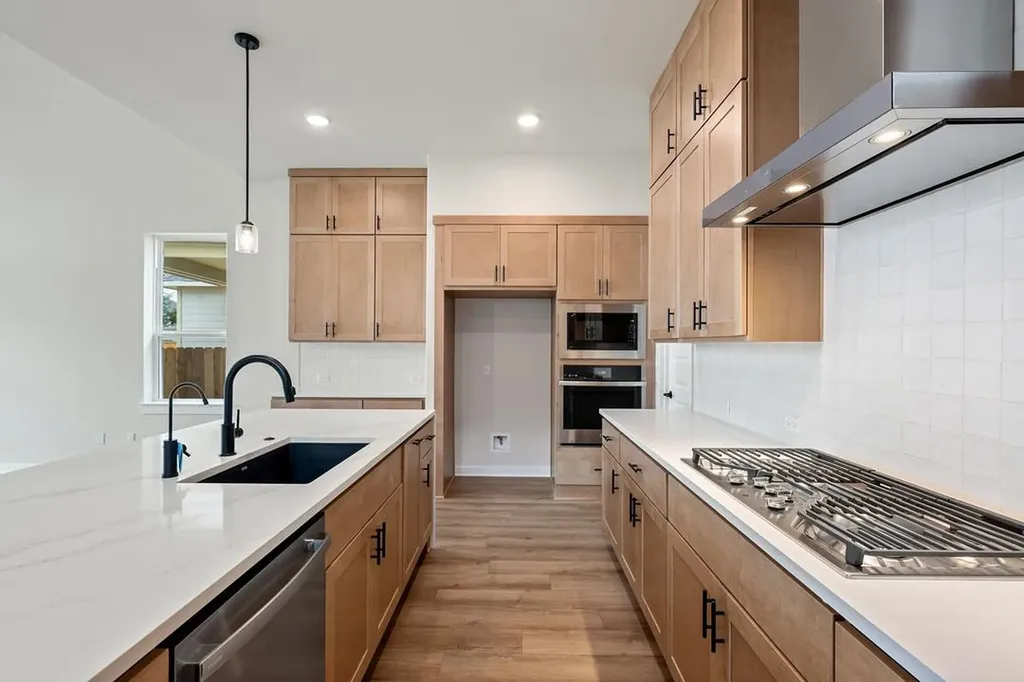 531 Darley Oak Drive Dripping Springs TX 78620