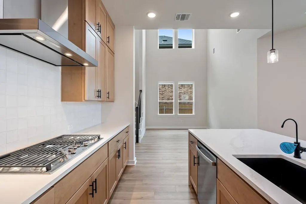 531 Darley Oak Drive Dripping Springs TX 78620