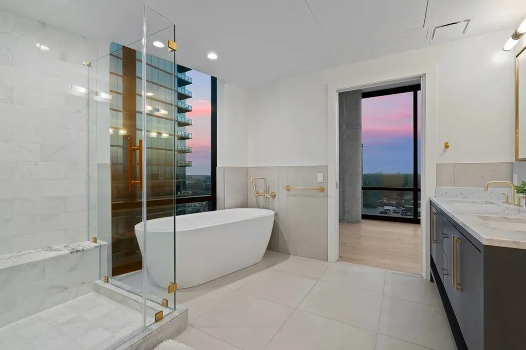70 Rainey Street Austin TX 78701