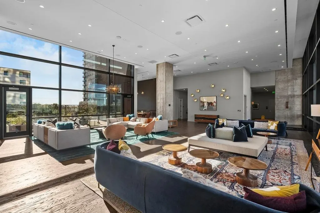 70 Rainey Street Austin TX 78701