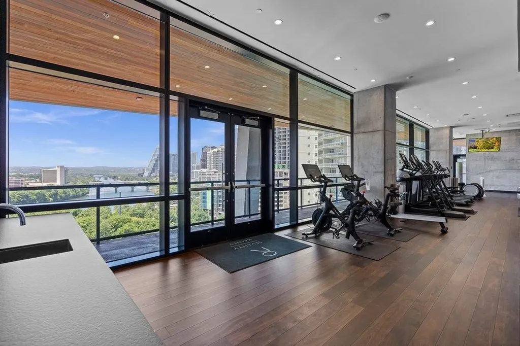 70 Rainey Street Austin TX 78701