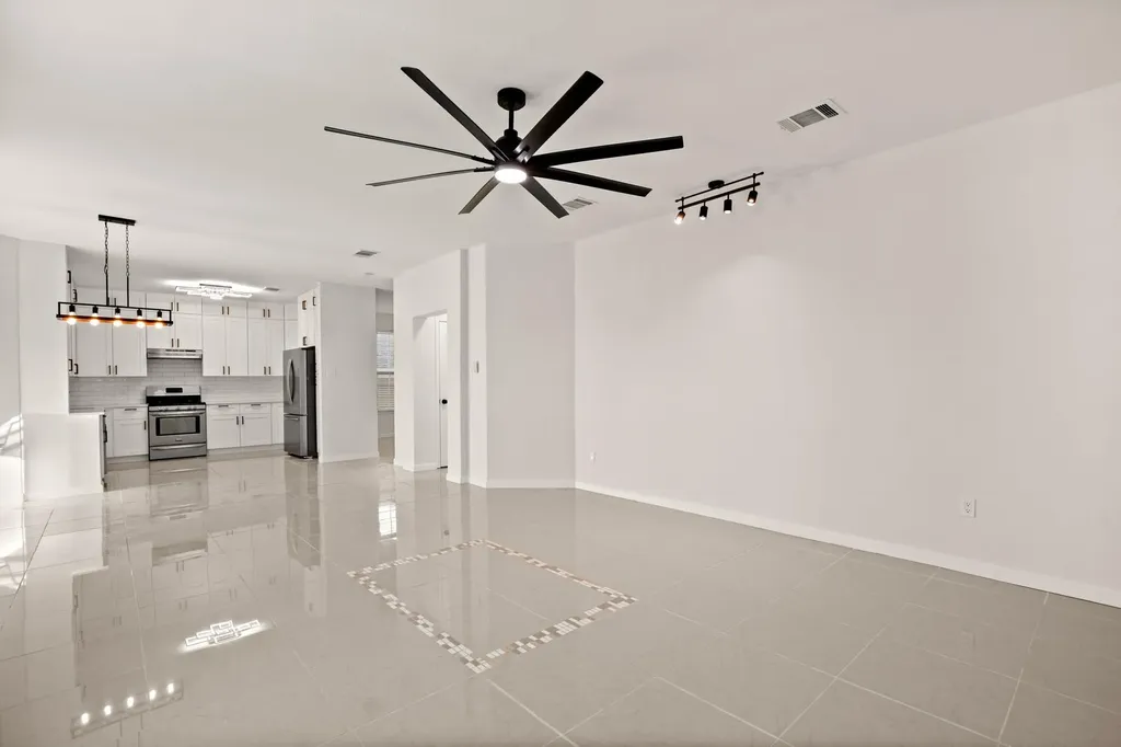 2011 Monica Lane Round Rock TX 78664