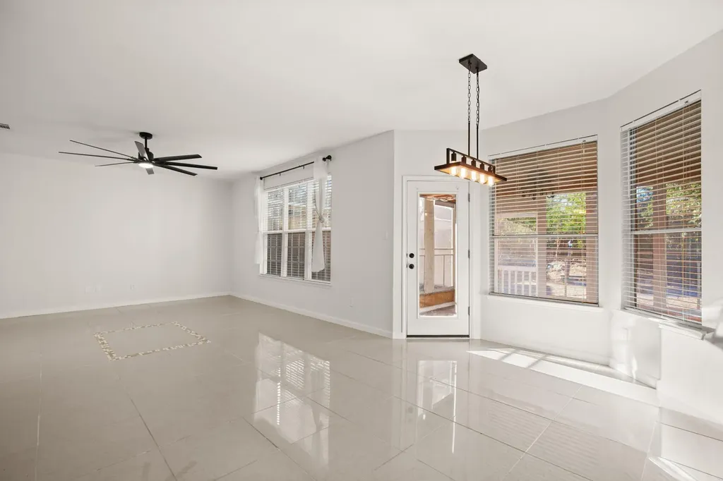 2011 Monica Lane Round Rock TX 78664