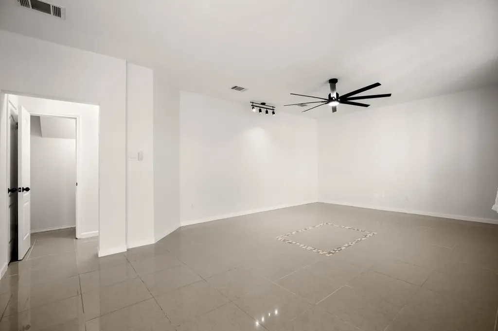 2011 Monica Lane Round Rock TX 78664
