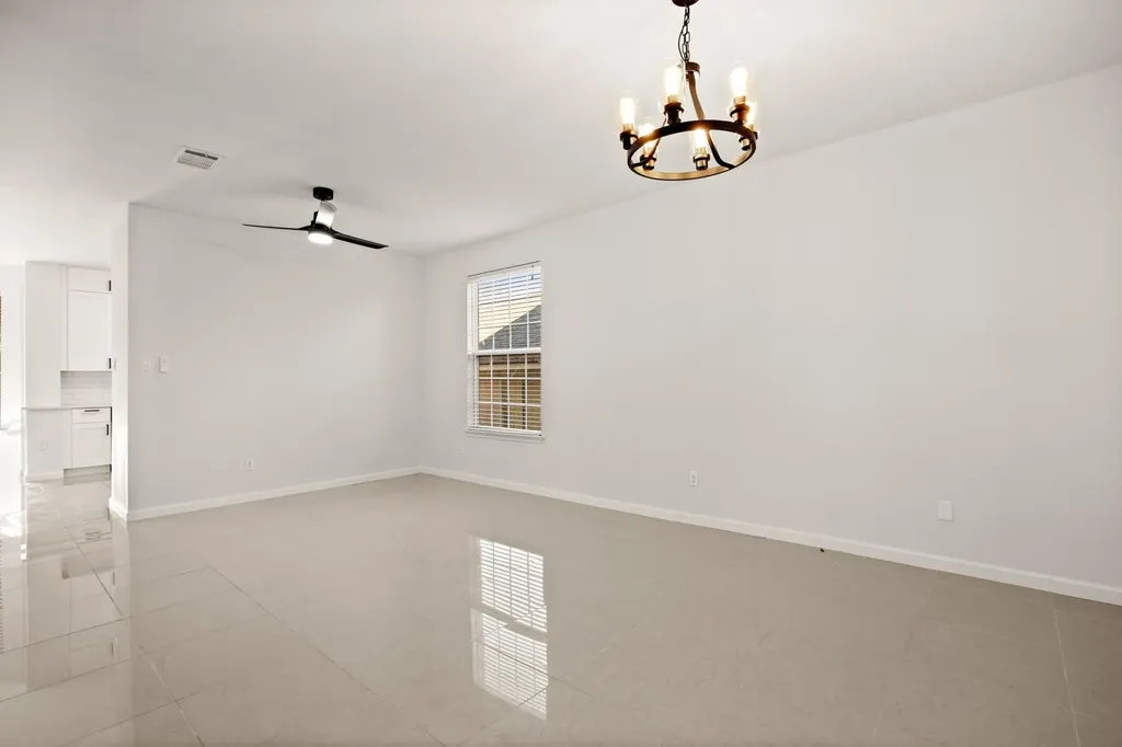 2011 Monica Lane Round Rock TX 78664