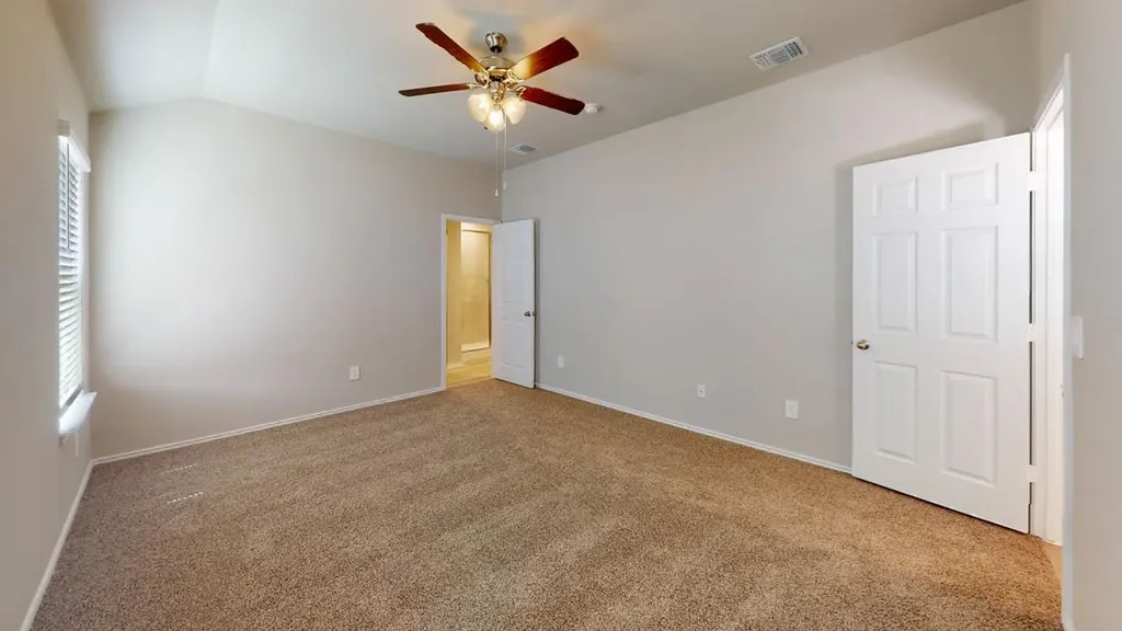 517 Hector Loop Georgetown TX 78626