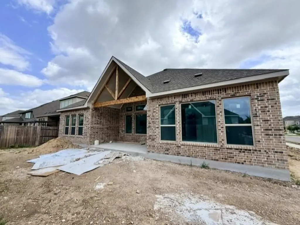 829 Old Garden Road Leander TX 78641