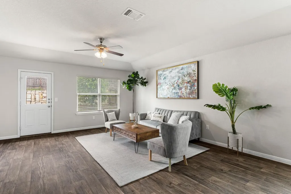 10809 Gonzales Ranger Pass Austin TX 78754
